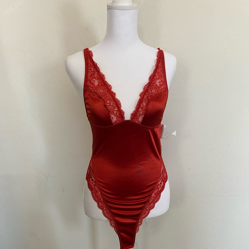 Red lingerie style bodysuit ❤️‍🔥